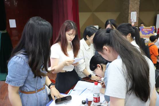 说明: D:\湘菜学院\2023年\照片\双元会 (2)\双元会\IMG_3842.JPG