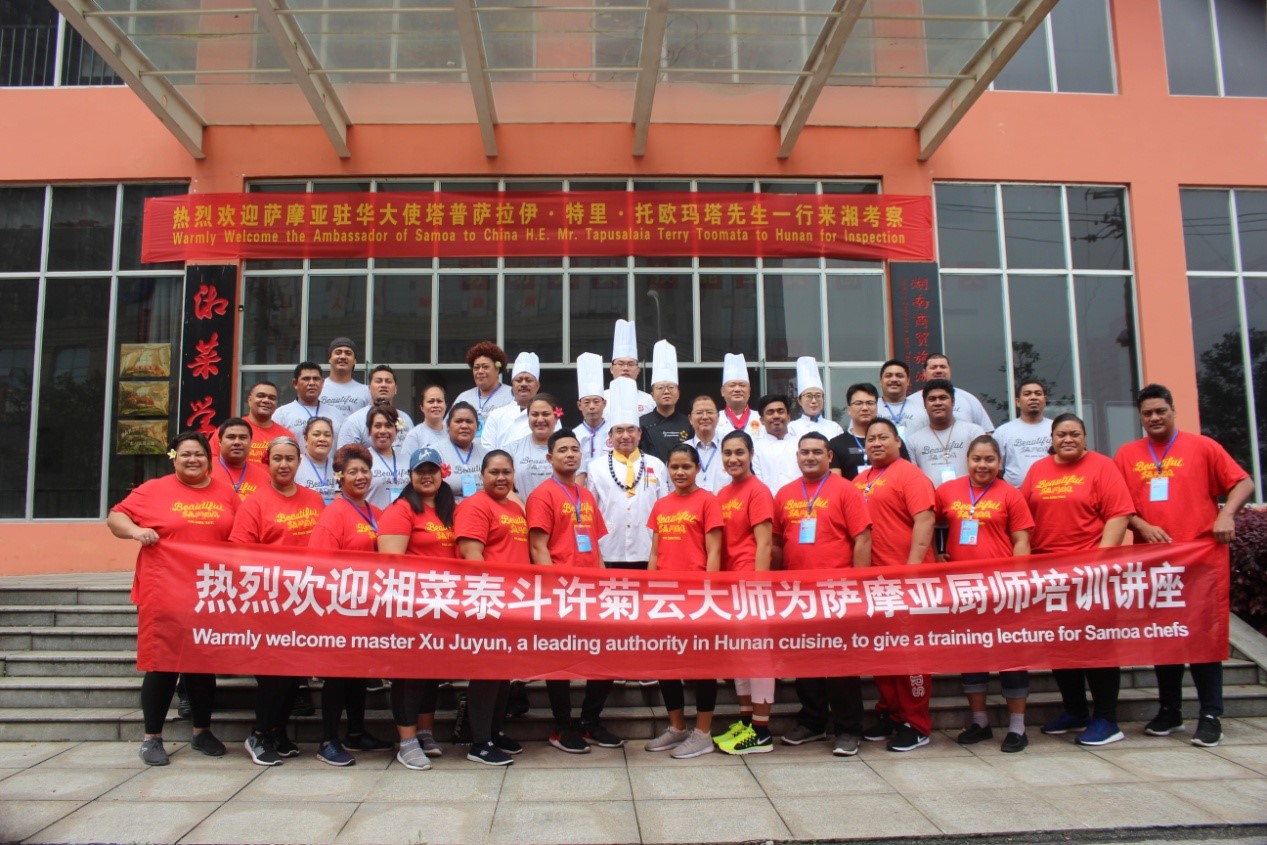 http://www.hncpu.com/__local/7/24/A5/15928C9FCF7133D038FC8713EE7_1220B568_46347.jpg?e=.jpg